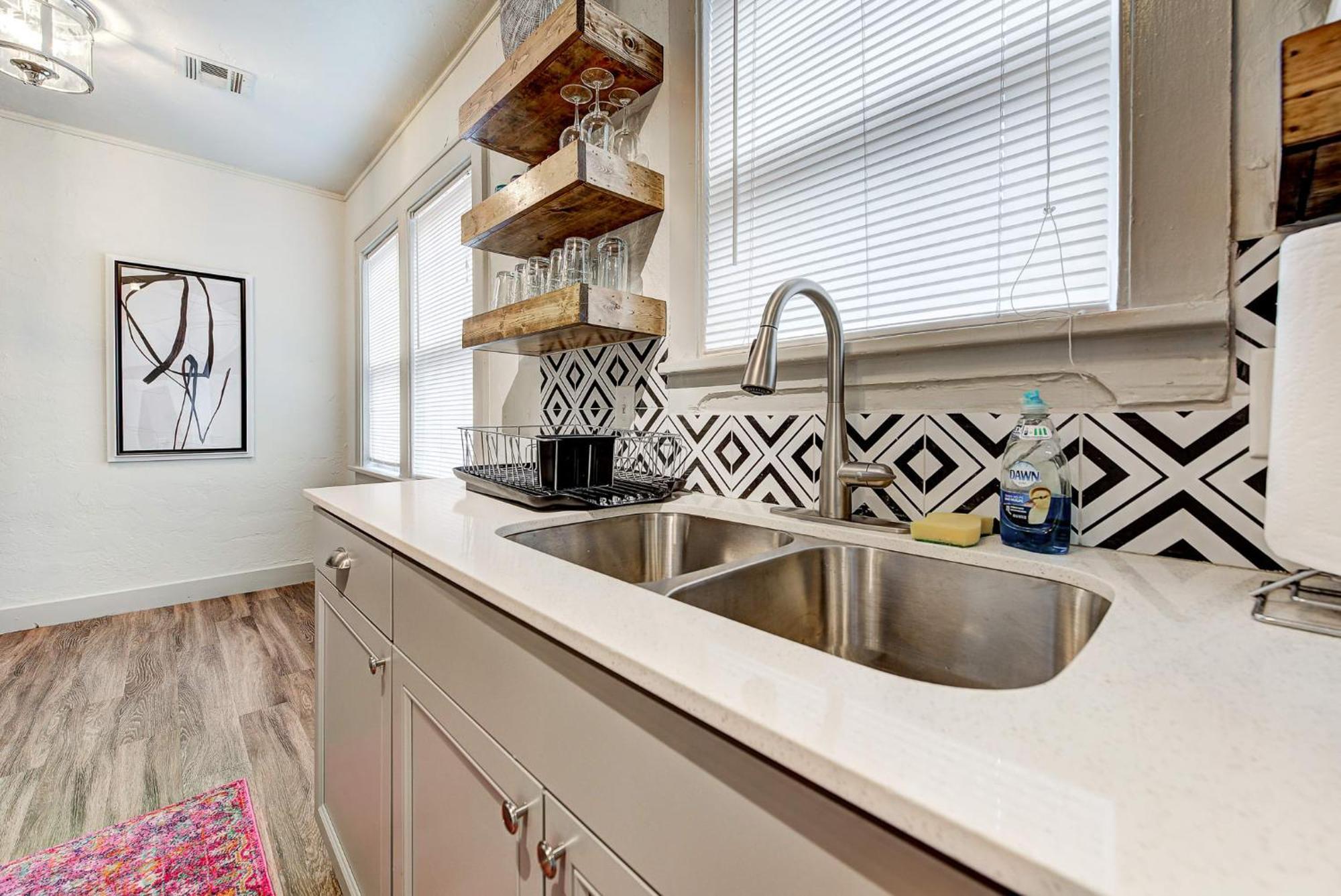 Lincoln A Near Ou Med Bricktown Arena Apartment *